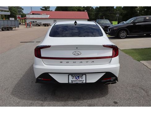 Used 2022 Hyundai Sonata SEL FWD image 4