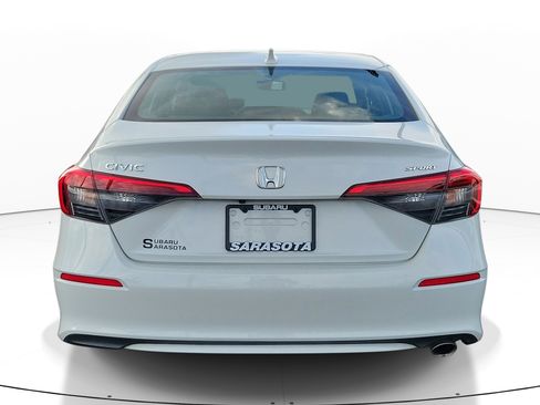 Used 2023 Honda Civic Sport image 5