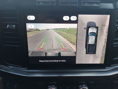 Used 2023 Ford F350 Lariat w/ Tremor Off-Road Package image 23