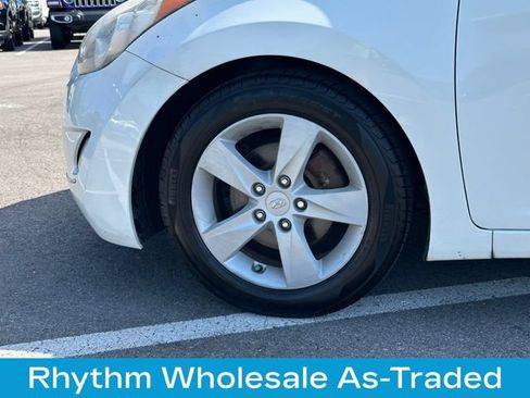 Used 2012 Hyundai Elantra GLS w/ Preferred Pkg 3 FWD image 10