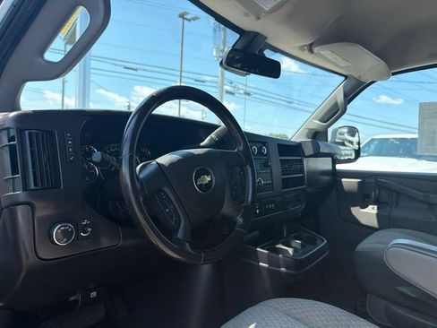 Used 2020 Chevrolet Express 2500 w/ Driver Convenience Package RWD image 31