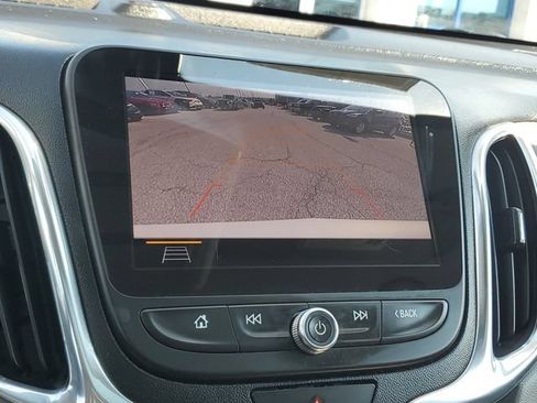 Used 2019 Chevrolet Equinox Premier AWD/4WD image 17