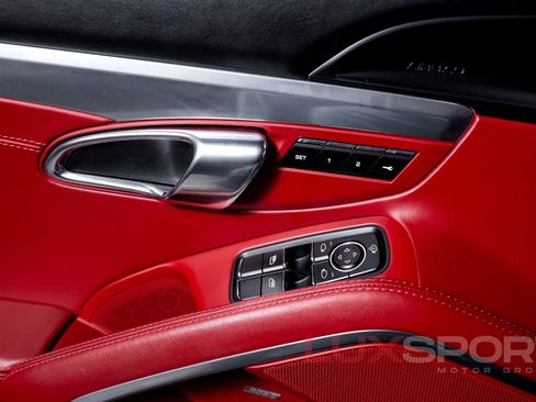 Used 2017 Porsche 911 Targa 4S image 15