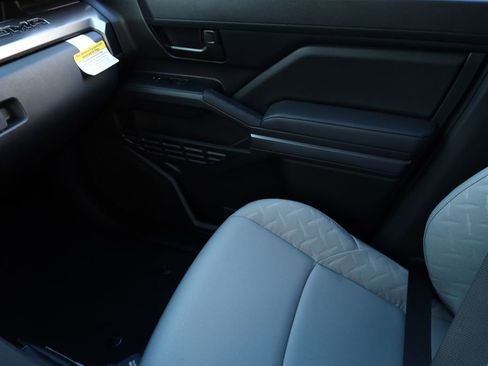 New 2025 Toyota Tacoma SR5 image 8