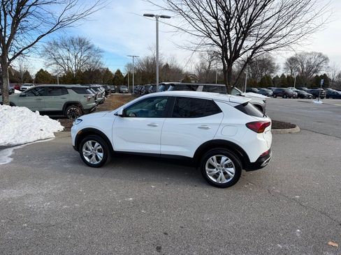 Used 2024 Buick Encore GX Preferred image 8