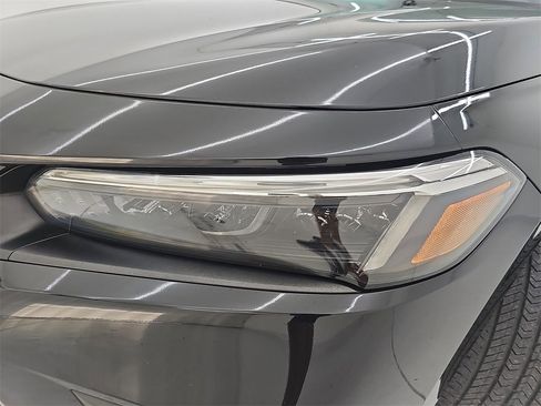 Certified 2022 Honda Civic Touring image 39