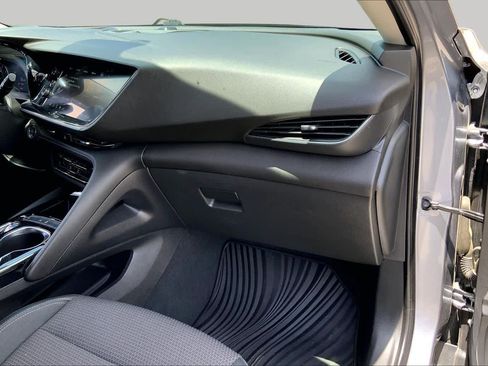 Used 2022 Buick Envision Preferred FWD image 19