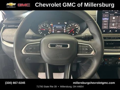 Used 2024 Jeep Compass Latitude AWD/4WD image 19