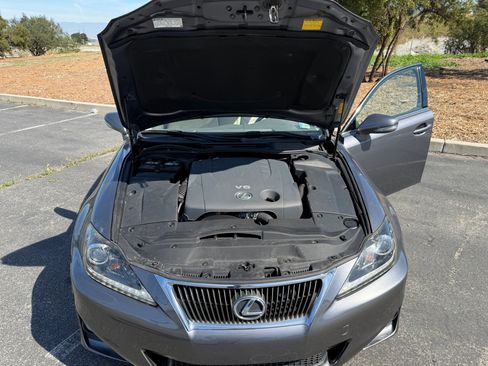 Used 2012 Lexus IS 250 w/ Premium Pkg Value Edition image 28