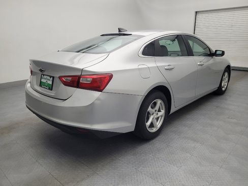 Used 2017 Chevrolet Malibu LS image 9