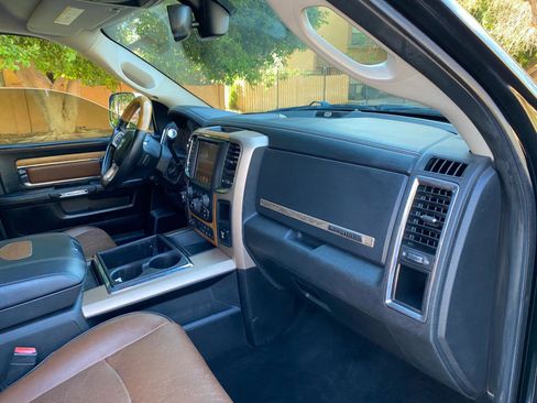 Used 2014 RAM 2500 Longhorn w/ Convenience Group AWD/4WD image 56