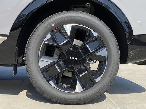 New 2026 Kia Sportage SX Prestige AWD/4WD image 11