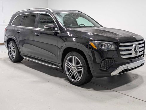 Certified 2024 Mercedes-Benz GLS 450 4MATIC image 7