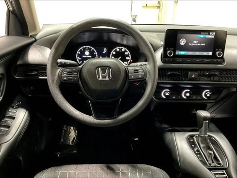Used 2024 Honda HR-V LX image 5
