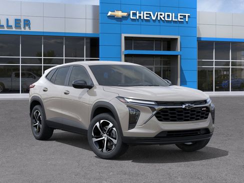 New 2026 Chevrolet Trax RS w/ Driver Confidence Package image 7