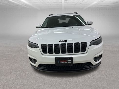 Used 2019 Jeep Cherokee Latitude Plus image 5
