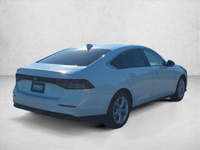 Used 2025 Honda Accord LX image 5