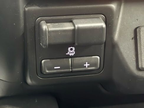 Used 2020 Chevrolet Silverado 1500 High Country w/ Technology Package image 38