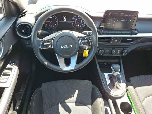 Used 2023 Kia Forte LXS FWD image 11
