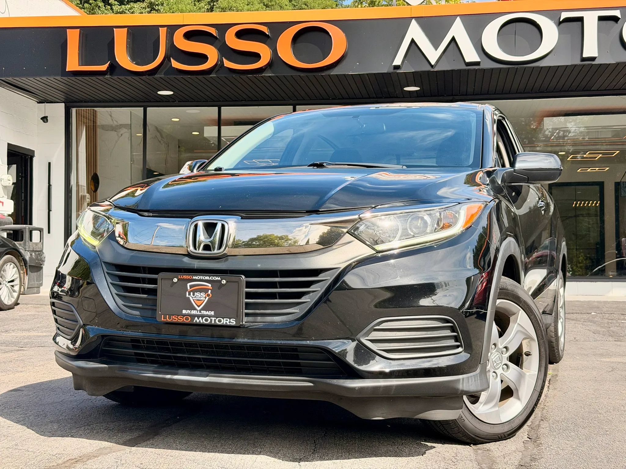 Used 2019 Honda HR-V LX image 1