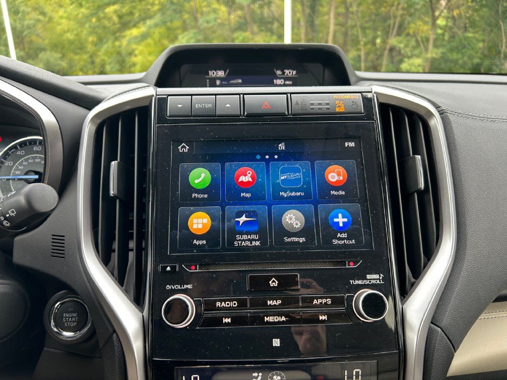 Used 2021 Subaru Ascent Limited w/ Technology Package AWD/4WD image 17
