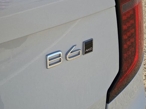 New 2026 Volvo XC90 B6 Ultra image 12