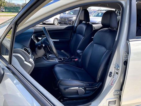 Used 2015 Subaru Crosstrek 2.0i Limited w/ Popular Package #2 image 7