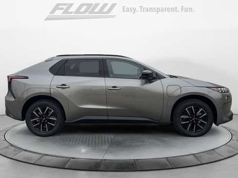 New 2026 Subaru Solterra Premium image 8