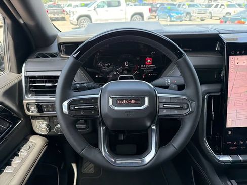 New 2026 GMC Yukon Elevation w/ Elevation Premium Package AWD/4WD image 10