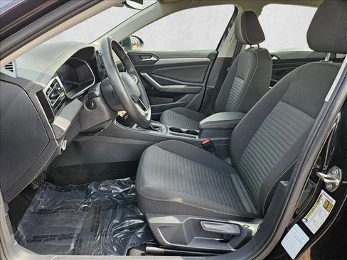 Used 2025 Volkswagen Jetta S FWD image 21