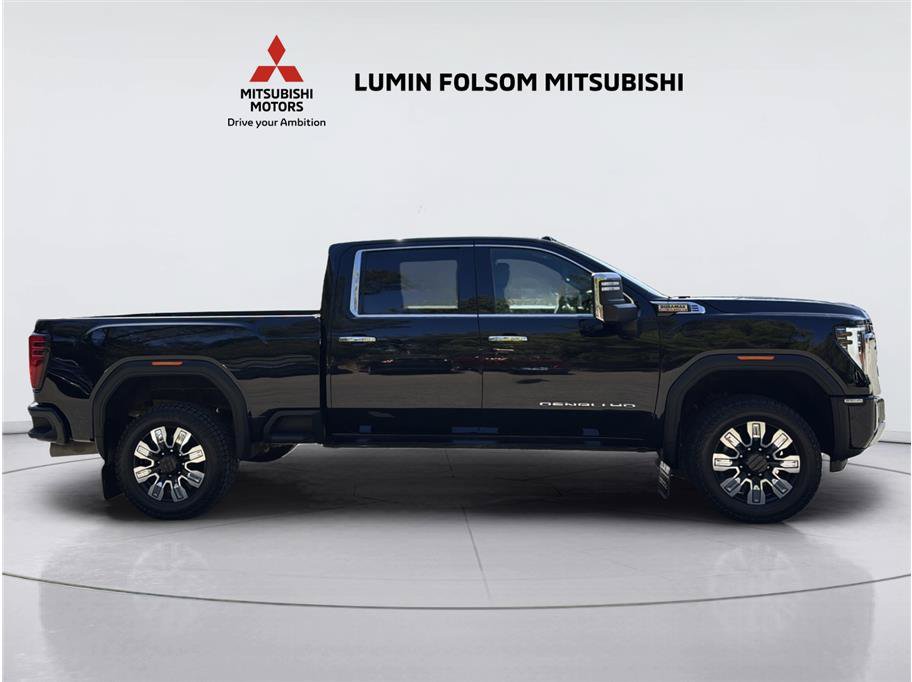 Used 2024 GMC Sierra 2500 Denali w/ Technology Package AWD/4WD image 6