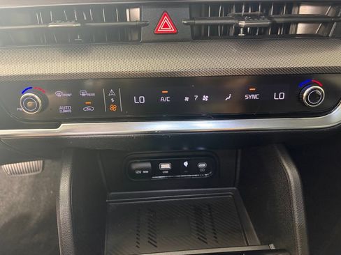 Used 2024 Kia Sportage SX AWD/4WD image 7