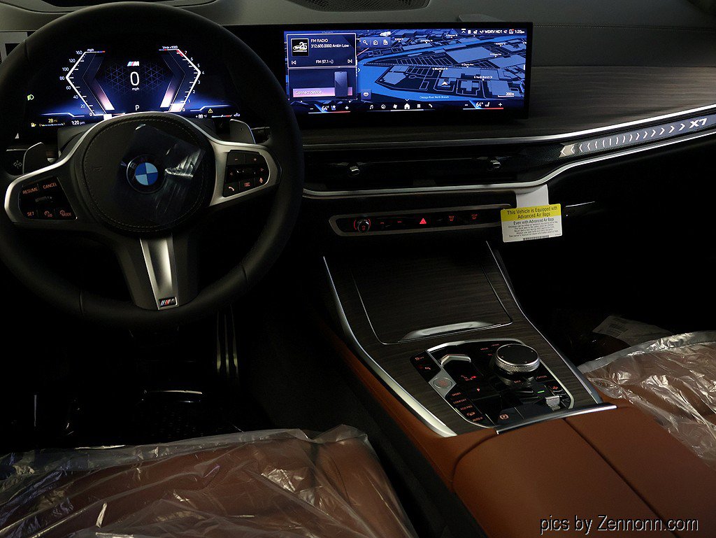 Used 2027 BMW X7 xDrive40i w/ M Sport Package AWD/4WD image 17