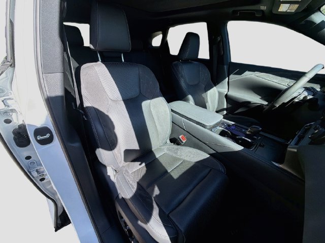 Used 2024 Lexus RX 350 AWD w/ Convenience Package image 16