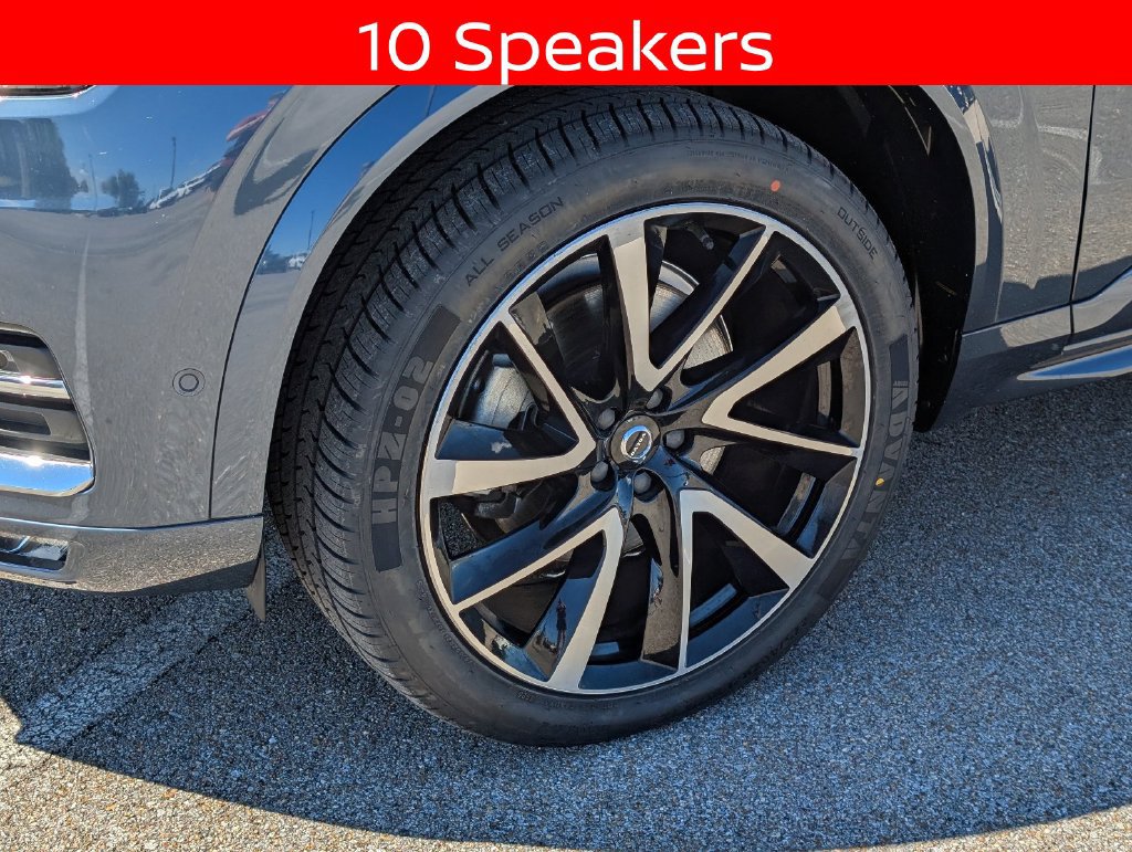 Used 2023 Volvo XC90 B5 Plus AWD/4WD image 11