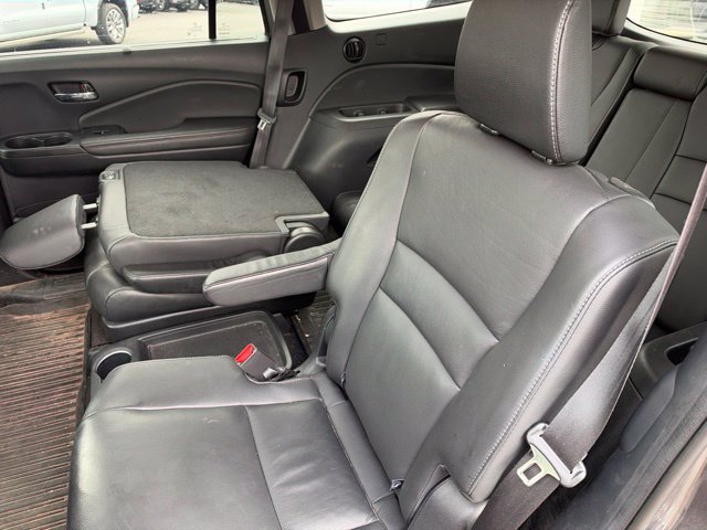 Used 2022 Honda Pilot Touring image 21