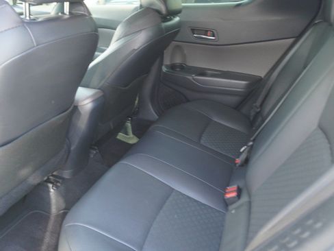 Used 2020 Toyota C-HR Limited FWD image 18
