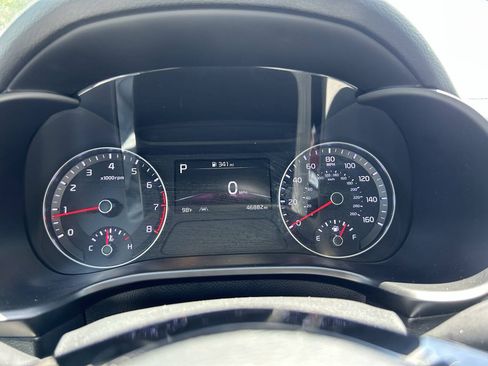 Used 2022 Kia Forte LXS FWD image 8