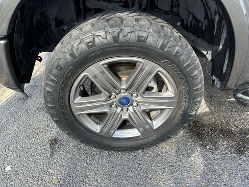 Used 2020 Ford F150 XLT w/ Equipment Group 302A Luxury image 11