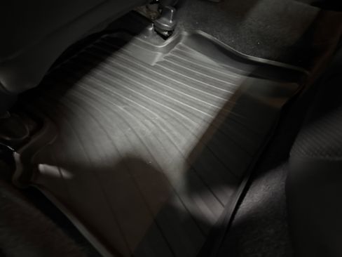 Used 2021 Honda Accord Touring image 31