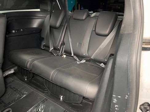 Used 2024 Honda Odyssey Sport image 18