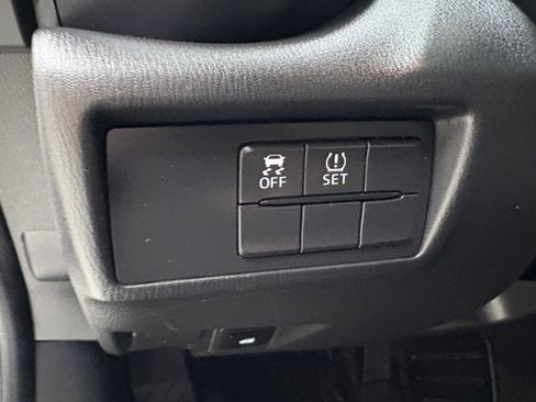 Used 2018 FIAT 124 Spider Classica w/ Technology Group image 22