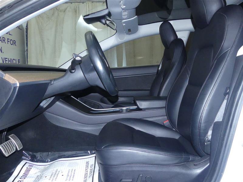 Used 2018 Tesla Model 3 Performance AWD/4WD image 17