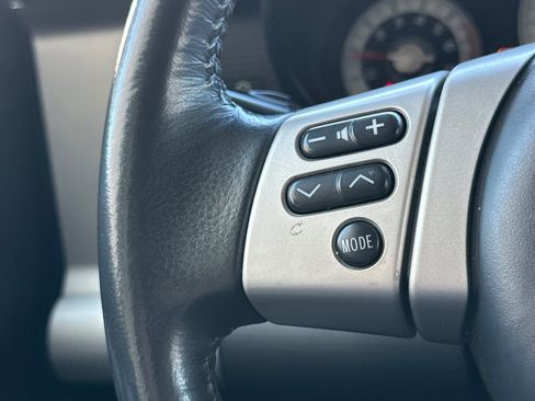 Used 2013 Toyota FJ Cruiser 4WD w/ Upgrade Pkg image 33