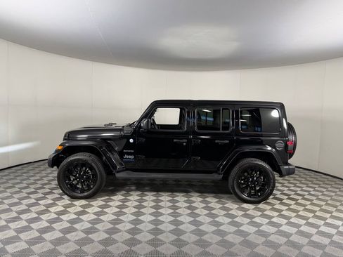 Used 2023 Jeep Wrangler Unlimited Sahara AWD/4WD image 11