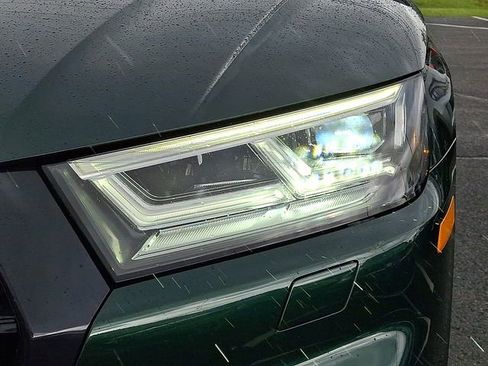 Used 2019 Audi SQ5 Premium Plus w/ Premium Plus Package AWD/4WD image 11