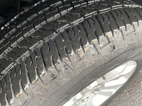 Certified 2022 Chevrolet Colorado LT w/ Luxury Package image 23