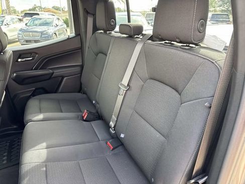 Used 2023 Chevrolet Colorado LT w/ LT Convenience Package II image 16