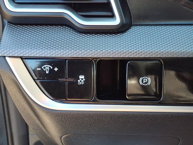 Used 2023 Kia Sportage LX AWD/4WD image 15