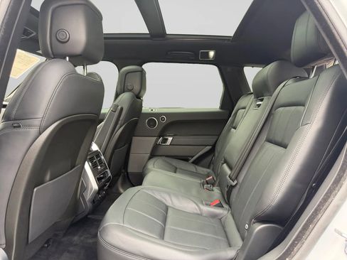 Used 2019 Land Rover Range Rover Sport HSE AWD/4WD image 28